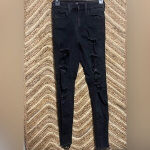 Levi's Women's Mile High Super Skinny Jeans,Black,Distressed,Ripped,Size 25